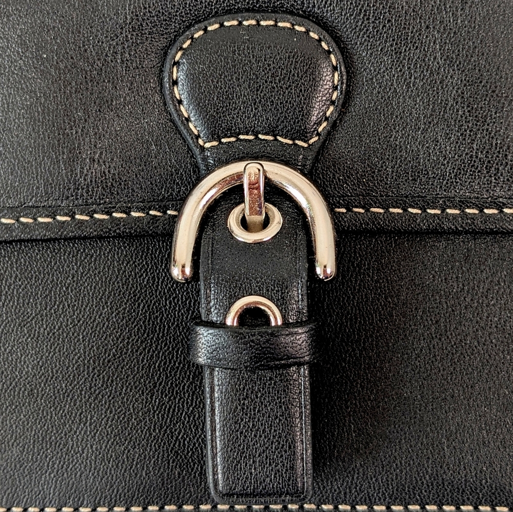 NWT Coach Soho Black Leather Vintage Wristlet Wallet Purse Secure Zip Closure - Picture 5 of 10